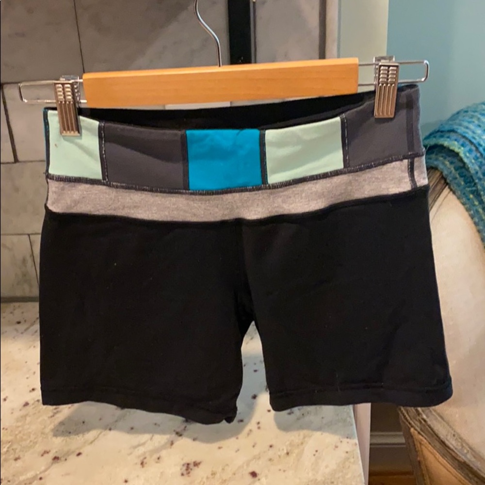 Lululemon reversible shorts